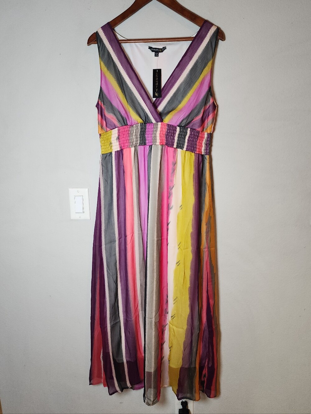 NWT Chaudry Sleeveless V-neck Maxi Dress Multicolored Stripe Smocked Waist XL